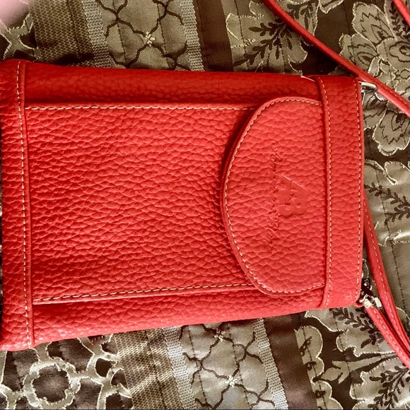 Small Shoulder Purse with exquisite detailing - Picture 2 of 11